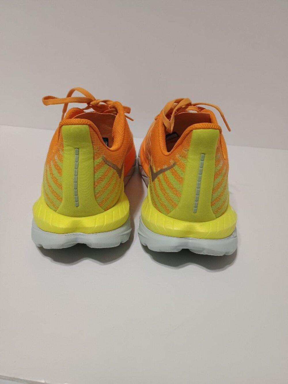 HOKA ONE ONE Mafate Speed 2 Trail Running Shoes Men’s 14 Orange Yellow - Picture 4 of 9